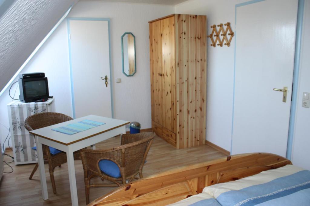 Pension Vorm Darss Hirschburg Pokoj fotografie